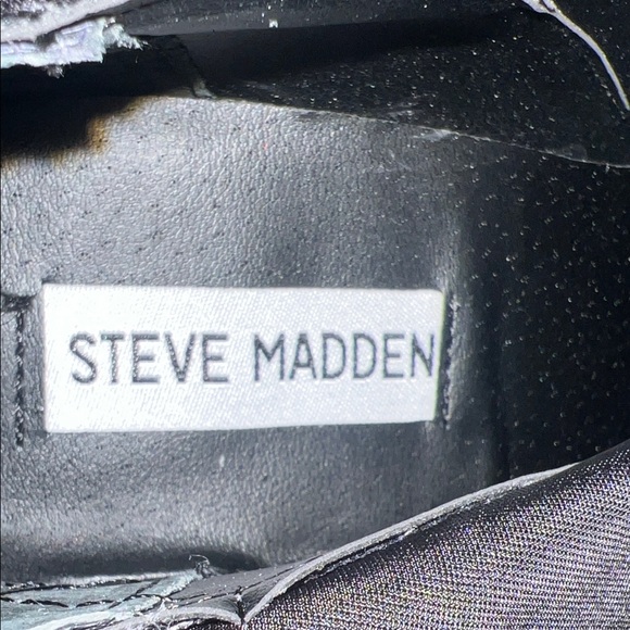 Steve Madden Black Rose Embroidered Heeled Boots - Picture 9 of 12